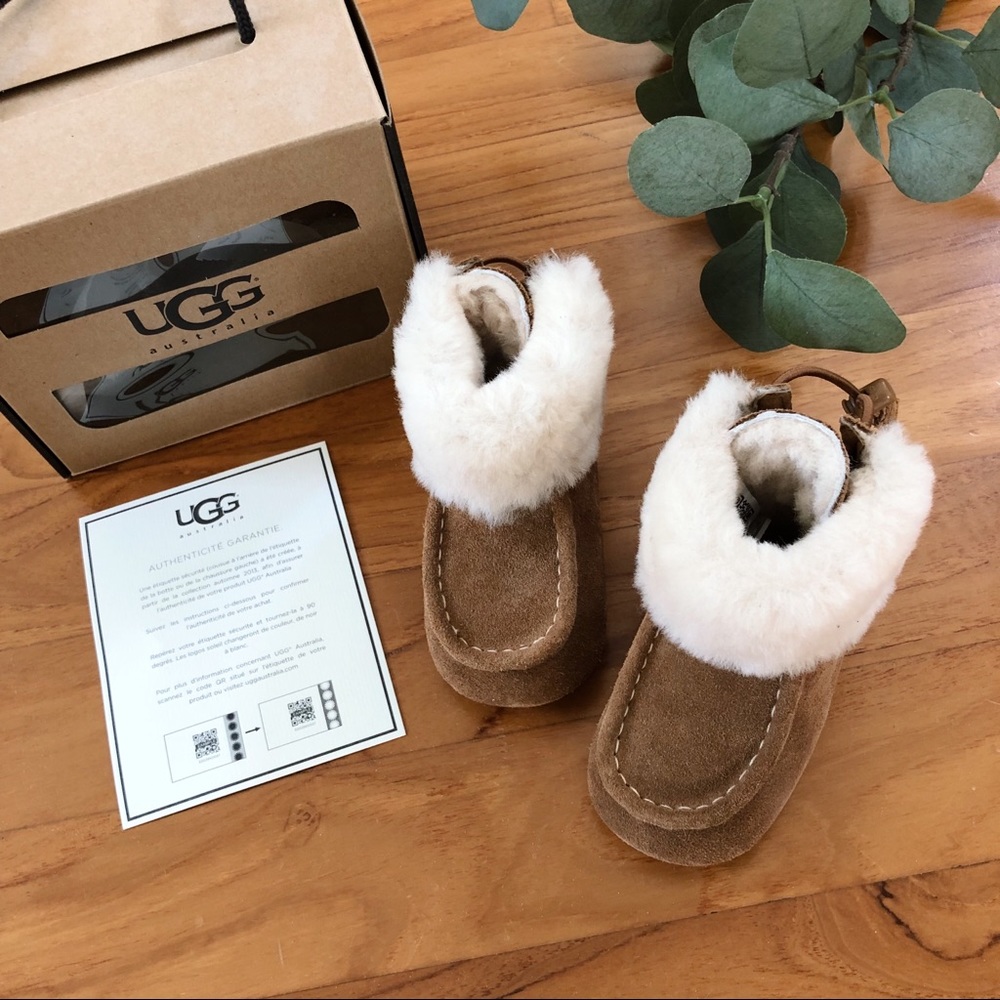 Ugg gage sheepskin baby boots in chestnut